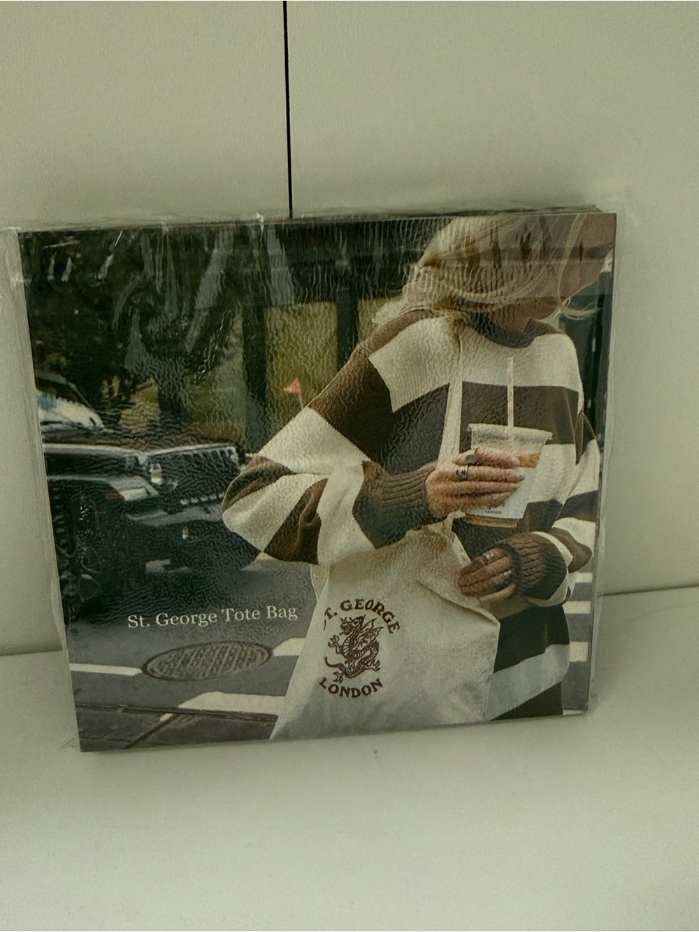 BRANDY MELVILLE 27pc Fashion Photo Card Set Brand New Unopened November 2025
